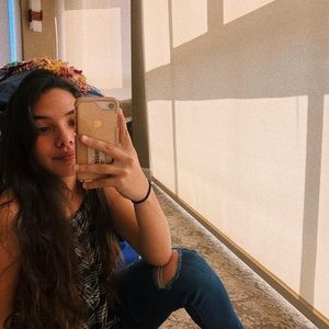 Meet your Posher, Breana